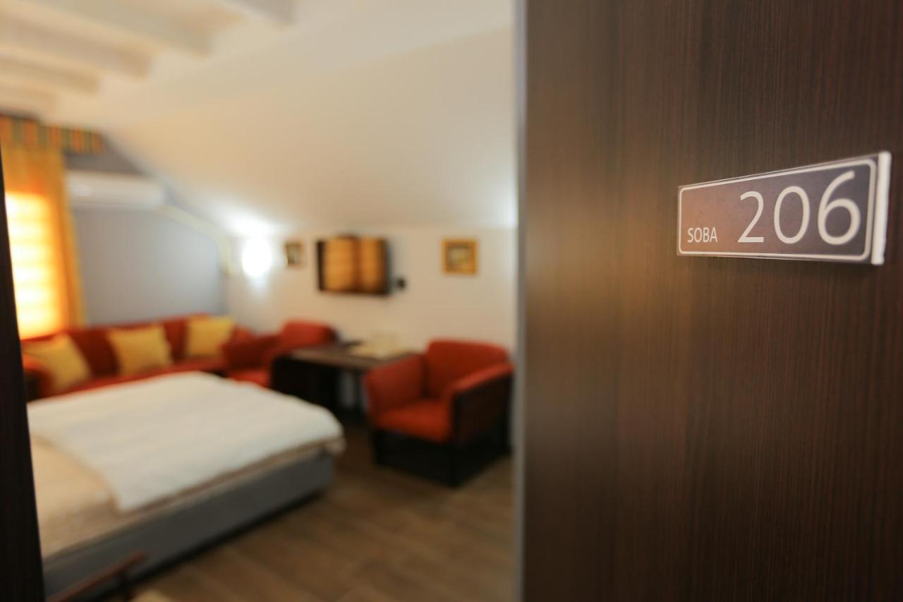 Hotel Konak Tammy Platicevo - Шабац Екстер'єр фото